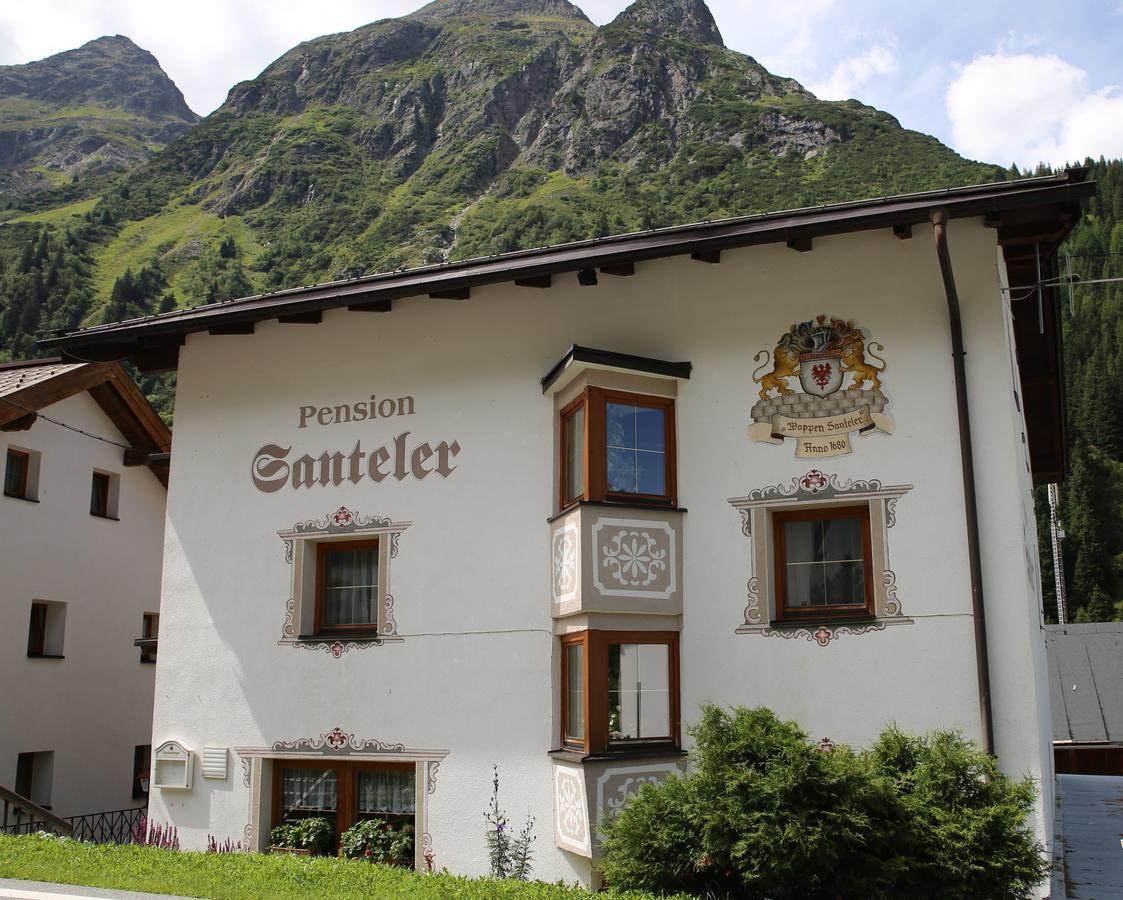 Gasthof Pension Santeler Sankt Leonhard im Pitztal Exterior photo